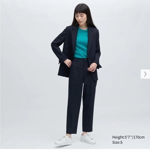 Uniqlo Navy Smart Ankle Pants 2 way stretch Sz L (30-31)